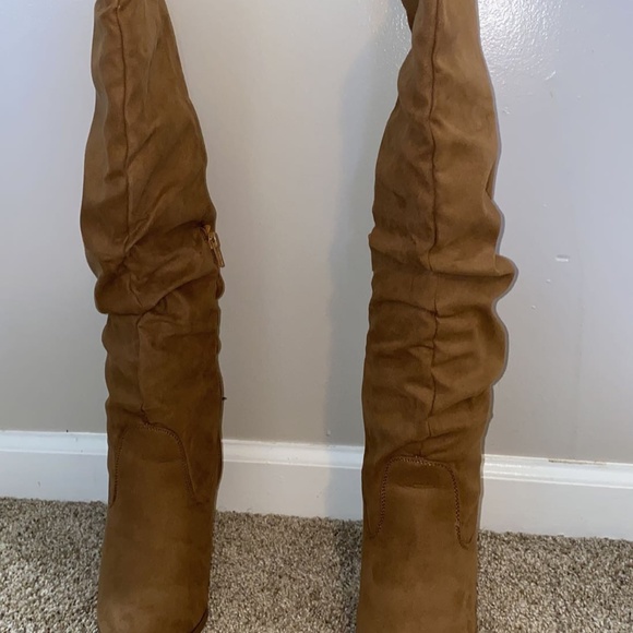 suede knee high heel boots - Picture 6 of 8